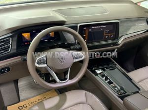 Xe Volkswagen Viloran Luxury 2024