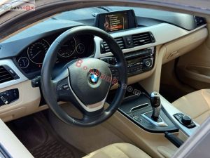 Xe BMW 3 Series 320i 2016