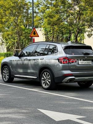 Xe BMW X3 sDrive20i 2024