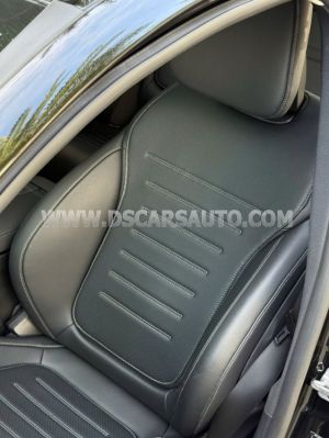 Xe Mercedes Benz C class C300 AMG 2022