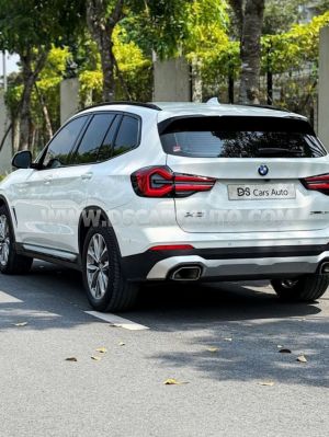 Xe BMW X3 sDrive20i 2024