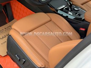 Xe BMW X3 sDrive20i 2024