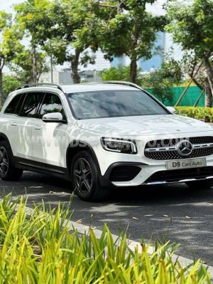 Xe Mercedes Benz GLB 200 AMG 2021