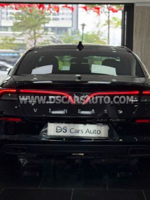 Xe VinFast Lux A 2.0 Premium 2.0 AT 2019