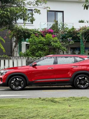 Xe Kia Seltos Luxury 1.5 AT 2024
