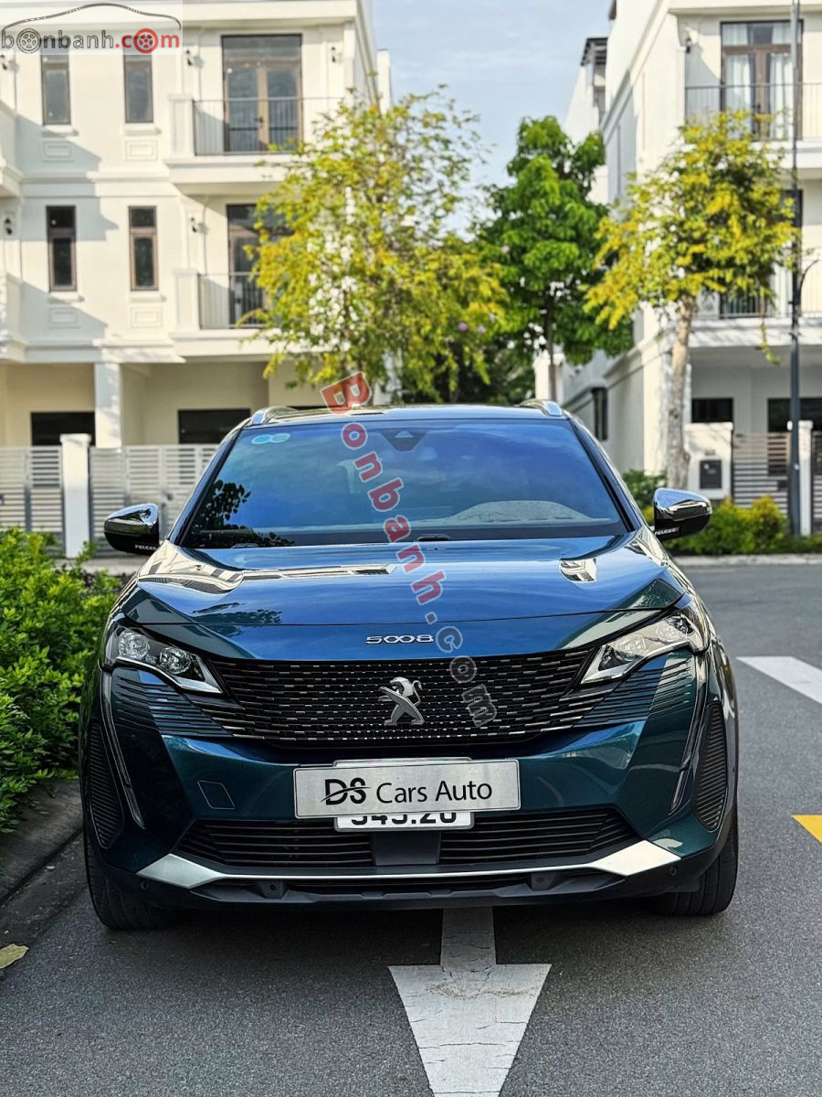 Peugeot 5008 GT 1.6 AT 2022