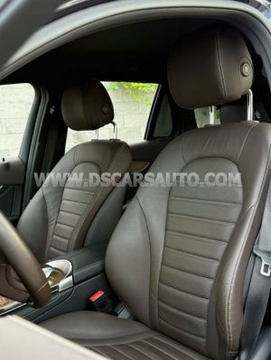 Xe Mercedes Benz GLC 250 4Matic 2019