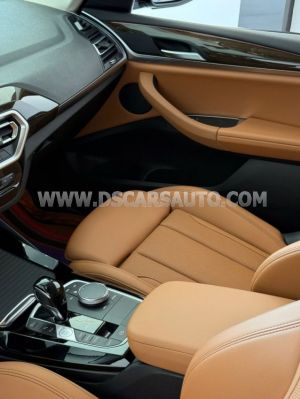 Xe BMW X3 sDrive20i 2023