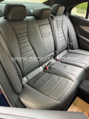 Xe Mercedes Benz E class E300 AMG 2019