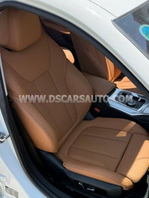 Xe BMW 3 Series 320i Sport Line 2024