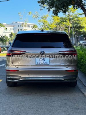 Xe Volkswagen Viloran Luxury 2024