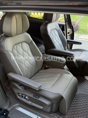 Xe Volkswagen Viloran Luxury 2024