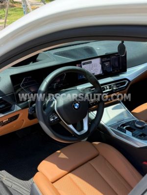 Xe BMW 3 Series 320i Sport Line 2024
