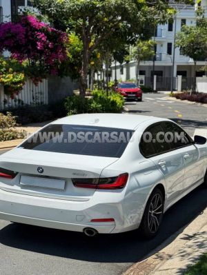 Xe BMW 3 Series 320i Sport Line 2024