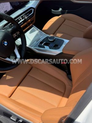 Xe BMW 3 Series 320i Sport Line 2024