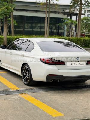 Xe BMW 5 Series 520i M Sport 2023