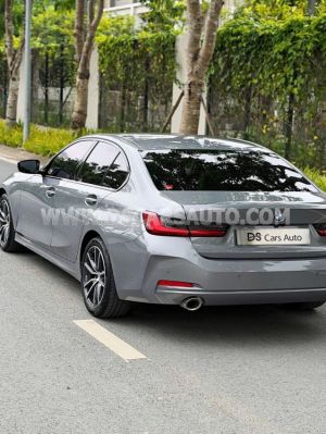 Xe BMW 3 Series 320i Sport Line 2024