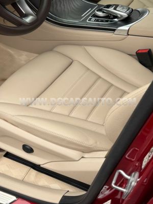 Xe Mercedes Benz GLC 300 4Matic 2019
