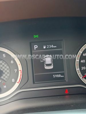 Xe Hyundai i10 1.2 AT 2025