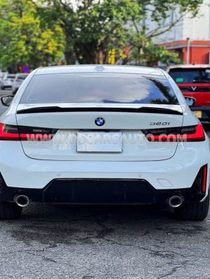 Xe BMW 3 Series 320i M Sport 2024
