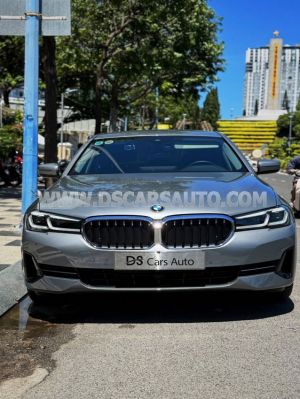 Xe BMW 5 Series 520i 2023
