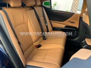 Xe Lexus ES 250 2022