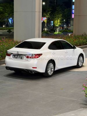 Xe Lexus ES 250 2017