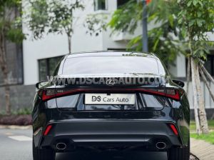 Xe Lexus IS 300 Luxury 2021