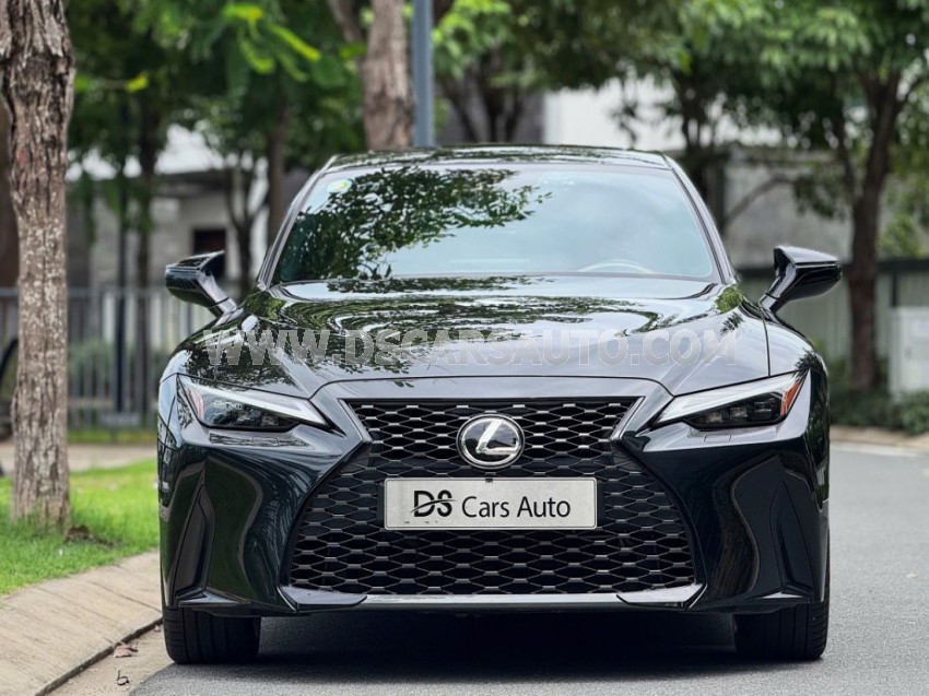 Lexus IS 300 Luxury 2021