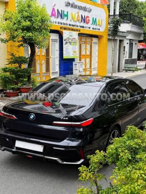 Xe BMW 7 Series 735i M Sport 2023