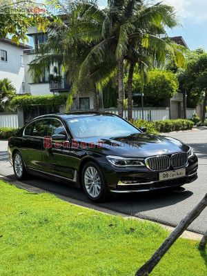 Xe BMW 7 Series 730Li 2018