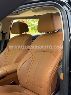 Xe BMW 7 Series 730Li 2018