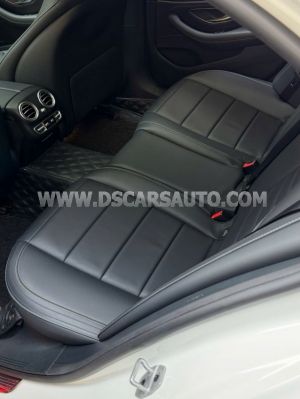 Xe Mercedes Benz E class E300 AMG 2020