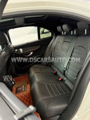 Xe Mercedes Benz C class C300 AMG 2020