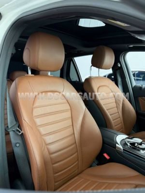 Xe Mercedes Benz GLC 300 4Matic 2017