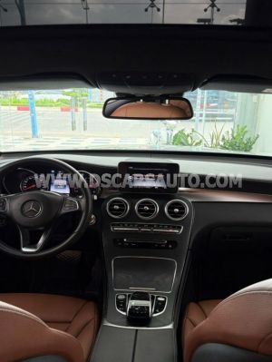 Xe Mercedes Benz GLC 300 4Matic 2017