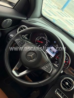 Xe Mercedes Benz GLC 300 4Matic 2017