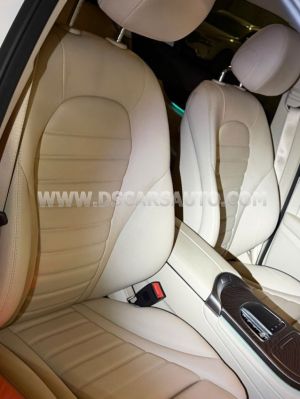 Xe Mercedes Benz GLC 200 4Matic 2021