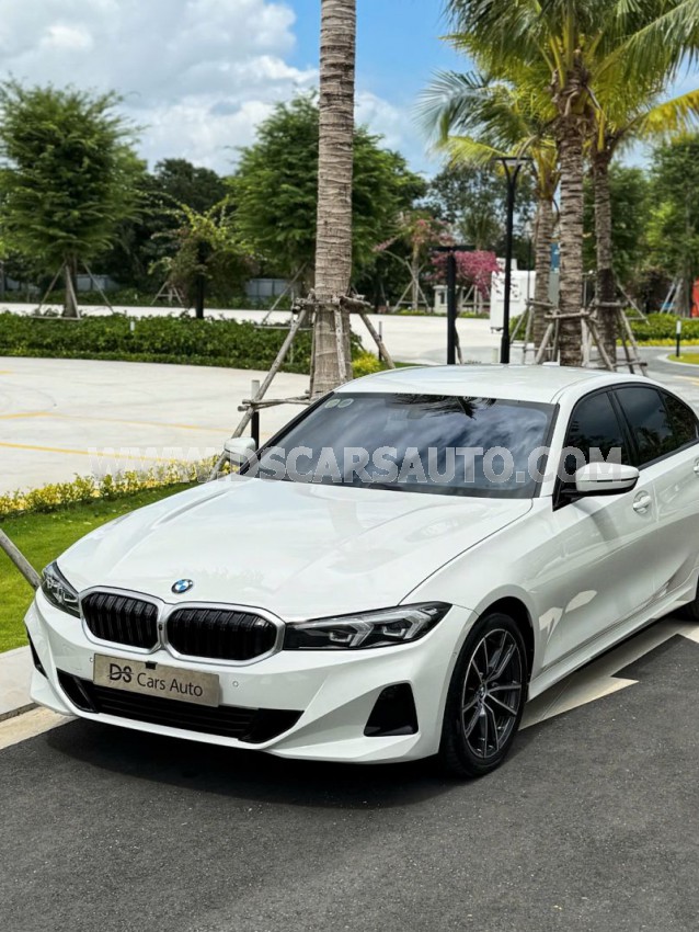 BMW 320i Sport Line