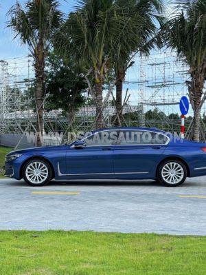 Xe BMW 7 Series 730Li 2021